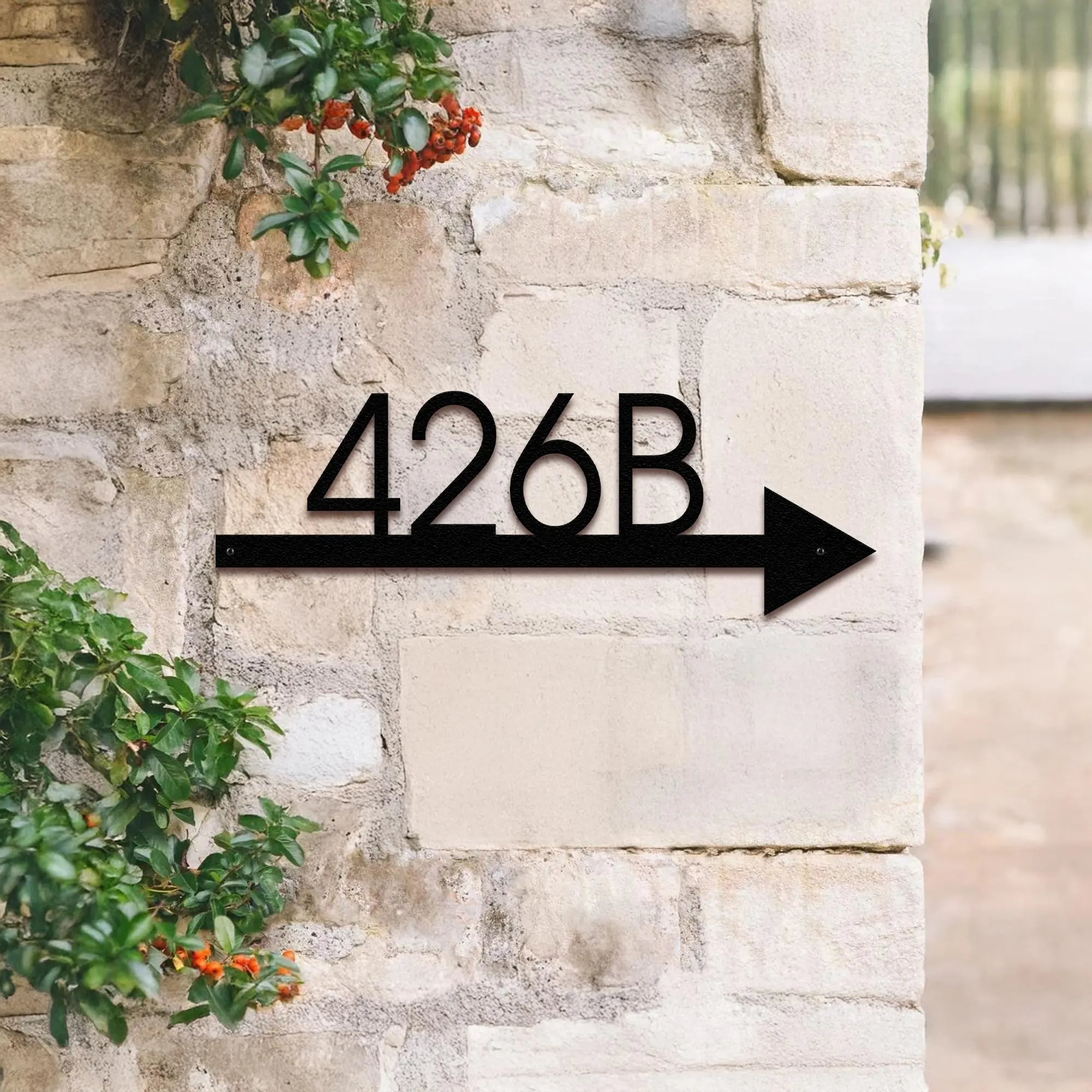 Metal Arrow Sign with House Nu - Address Home Office avaliação e preço